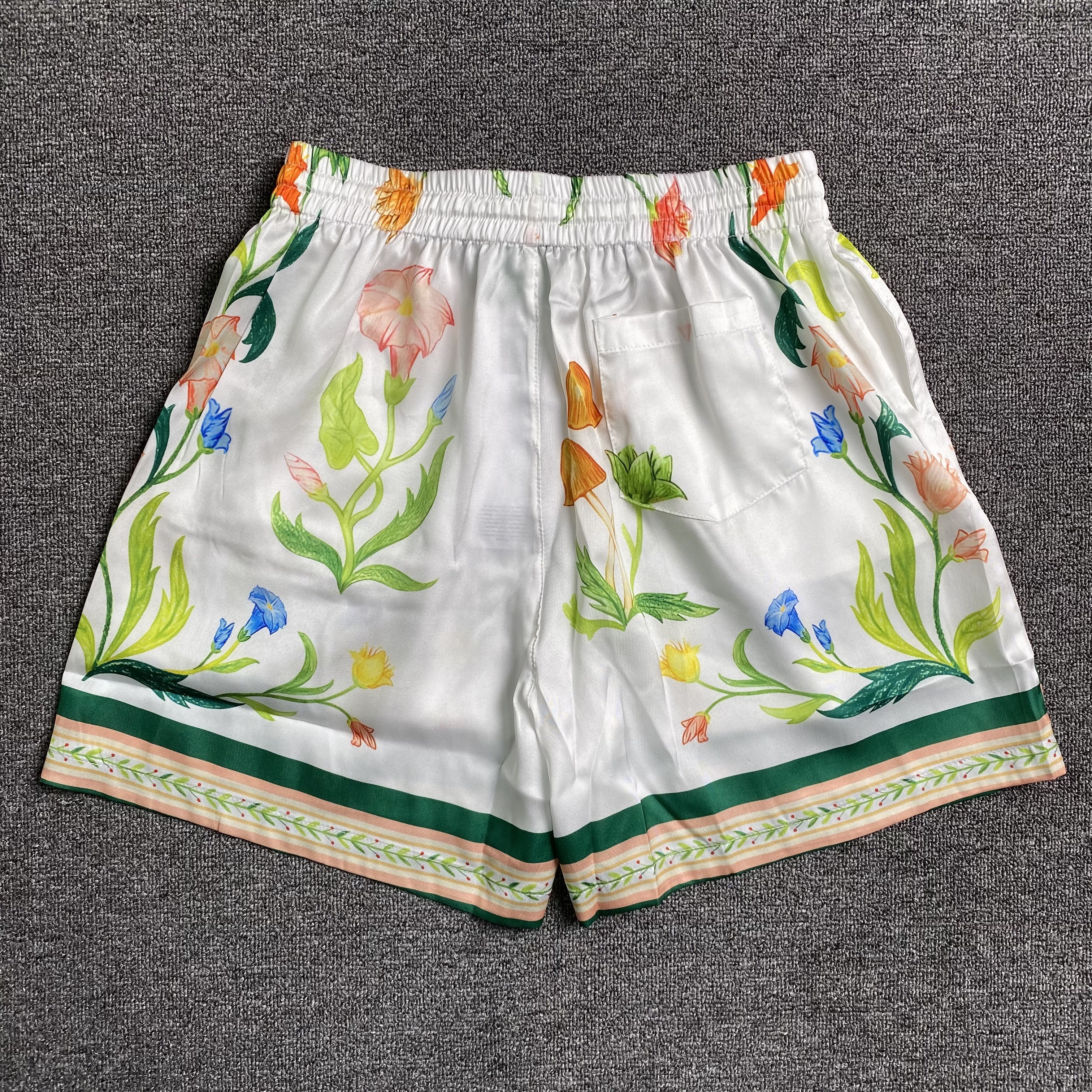 21_190  CASABLANCA Shorts