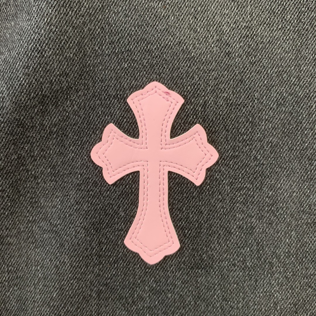 18_208  Chrome Hearts  Pants