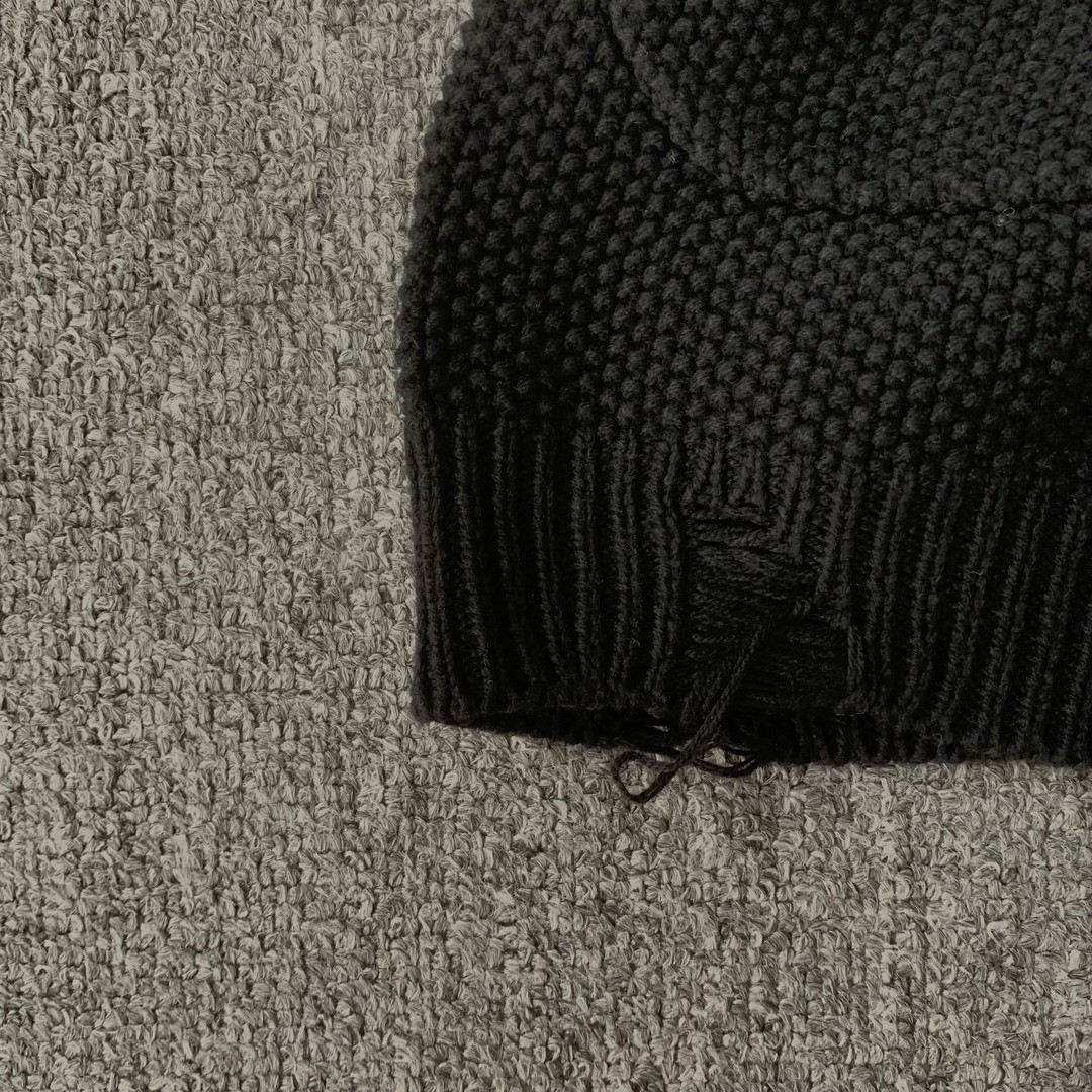 78_195  Chrome Hearts  Sweater