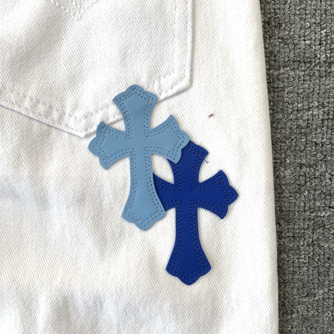 17_168  Chrome Hearts  Pants