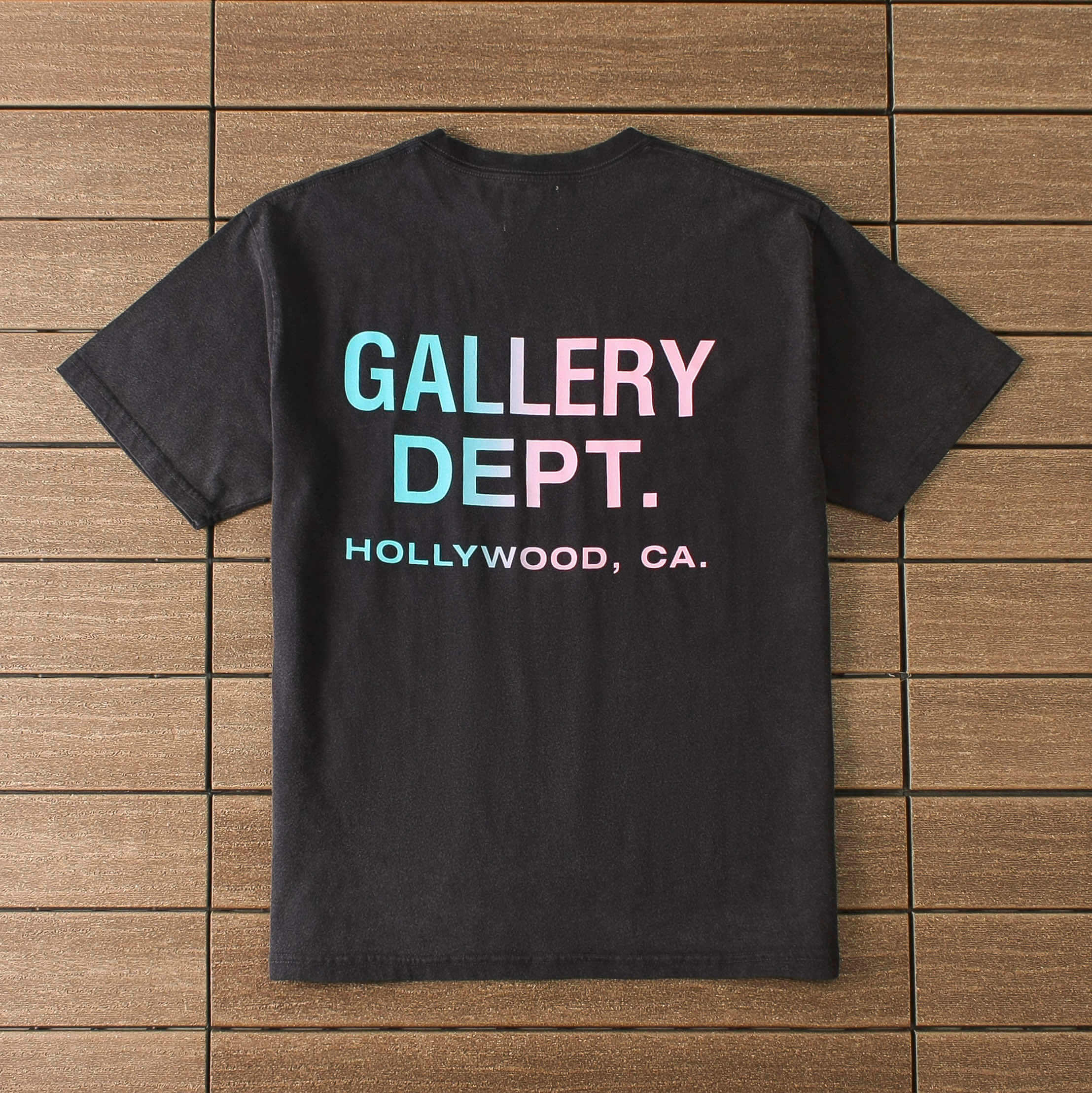 10_128 GALLERY DEPT T-shirt