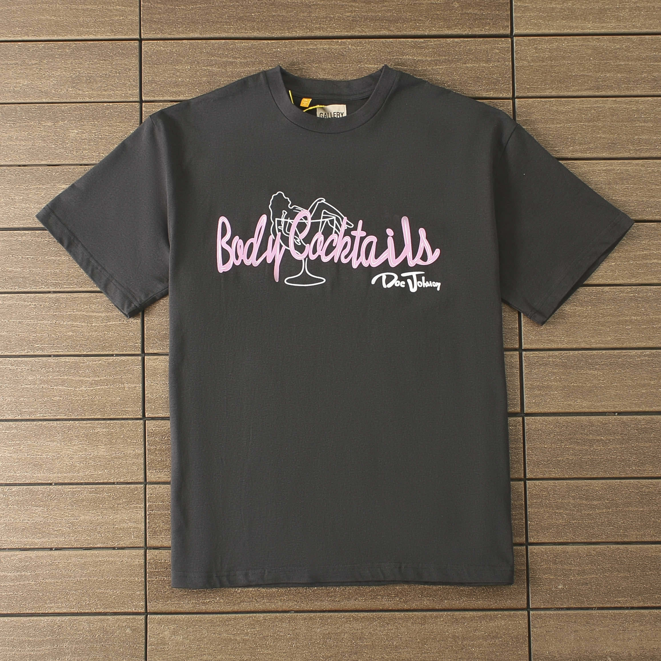 82_118 GALLERY DEPT T-shirt