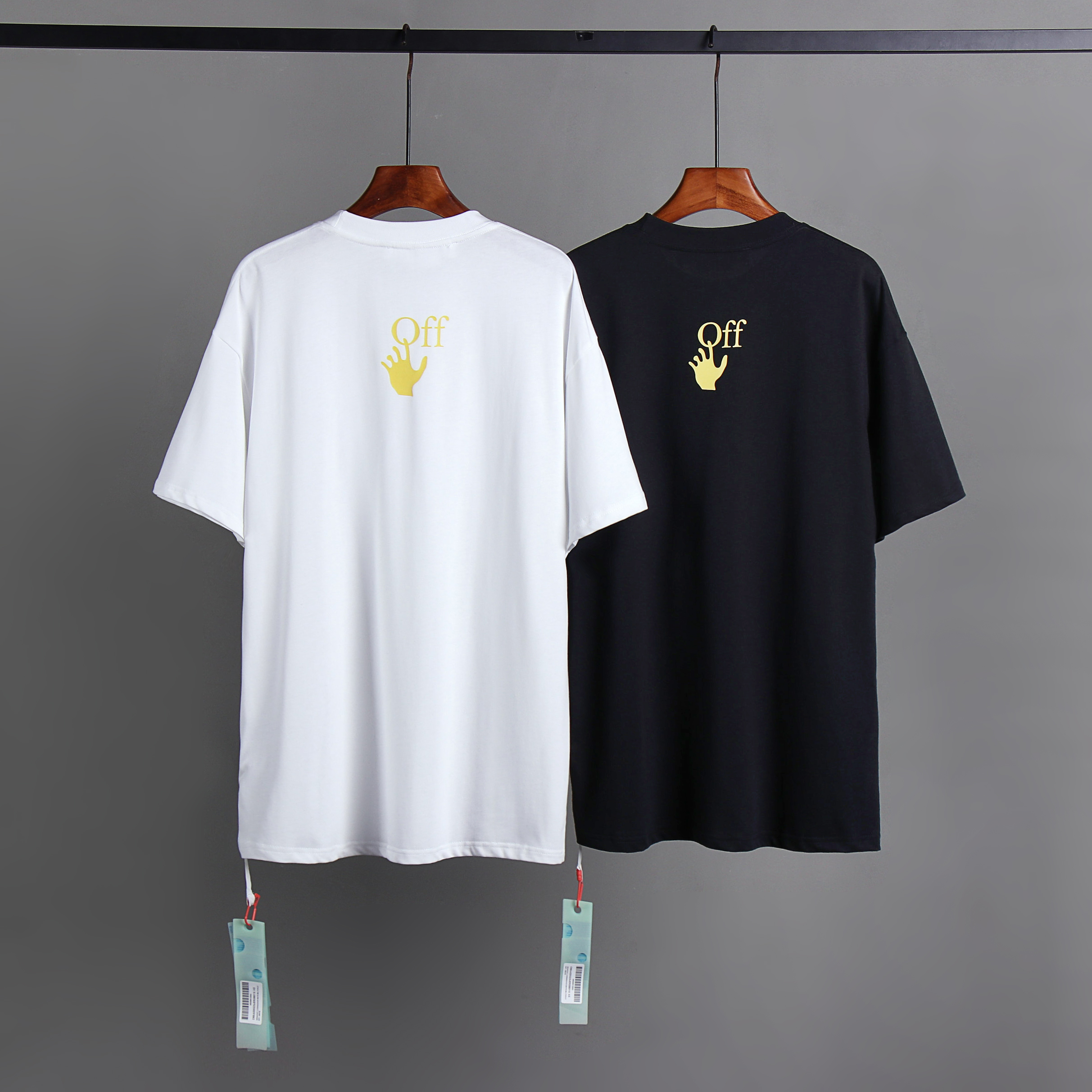 103_2055 Off-White T-shirt