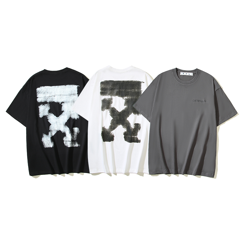 31_108 Off-White T-shirt