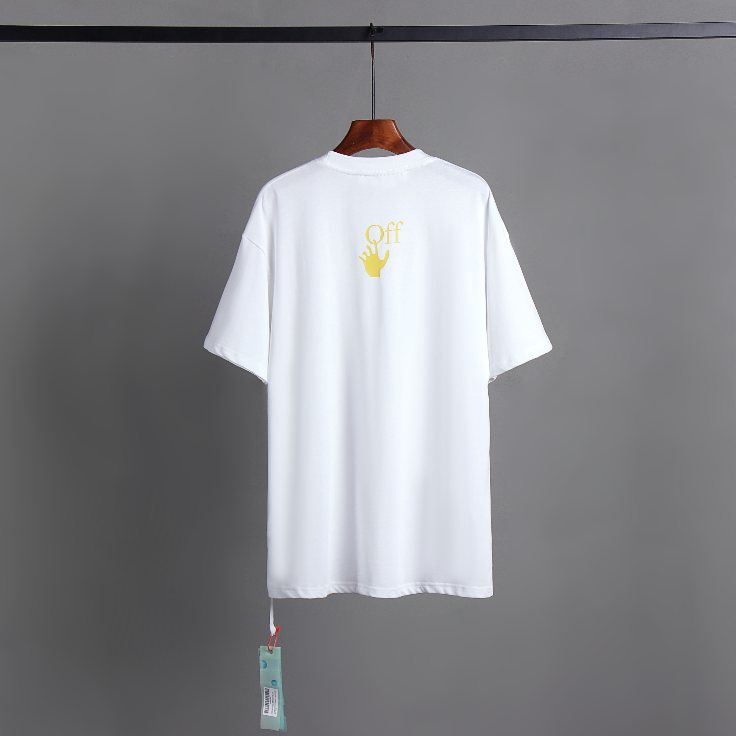 103_2055 Off-White T-shirt