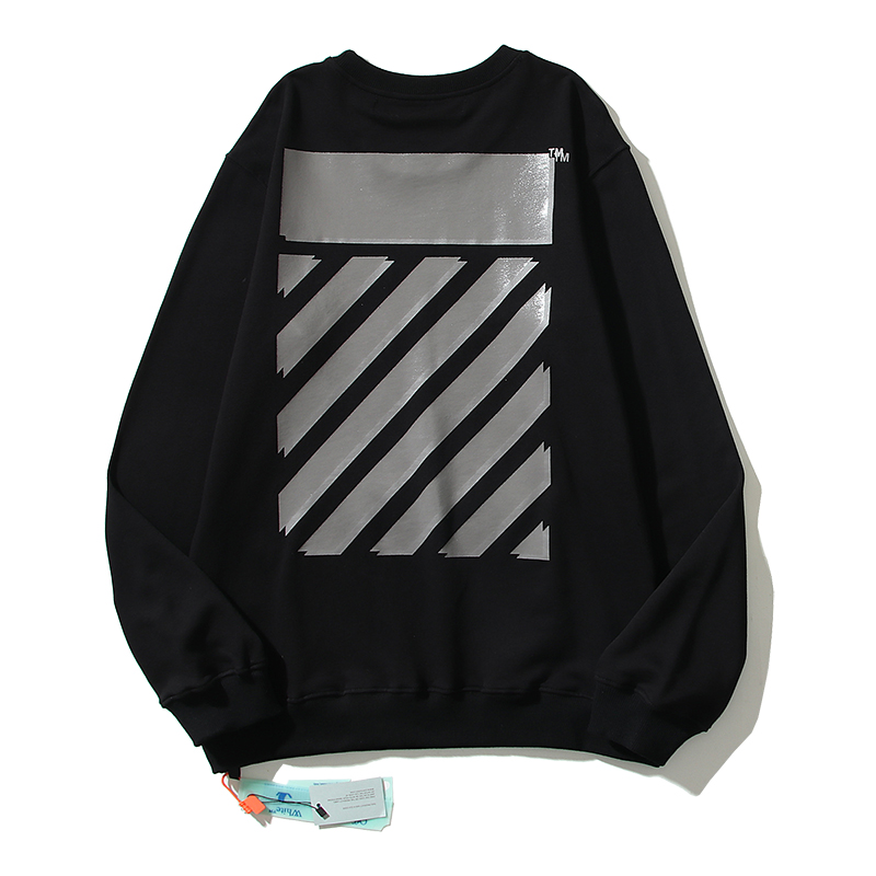 47_2074 Off-White Crewneck