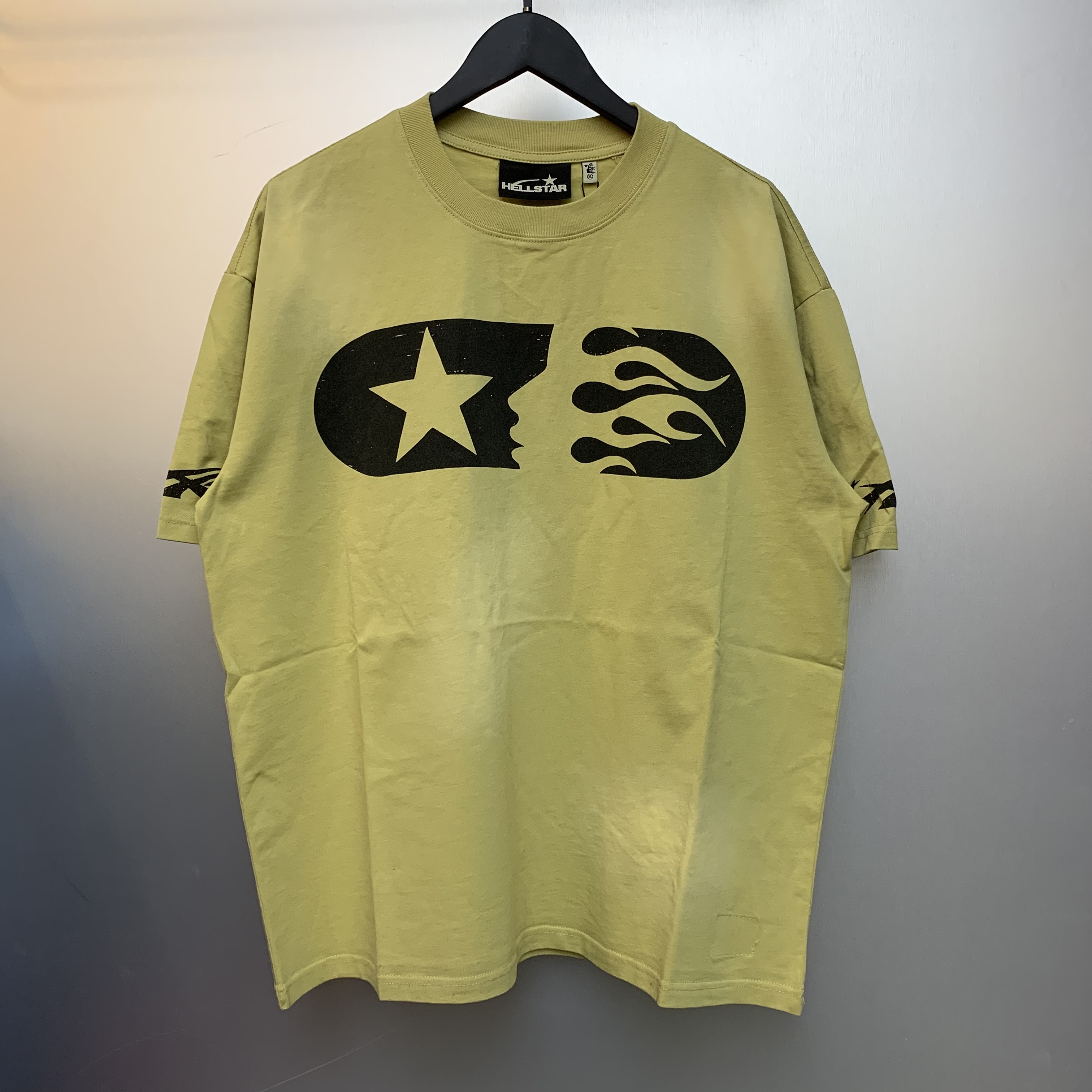 9_Hellstar T-shirt