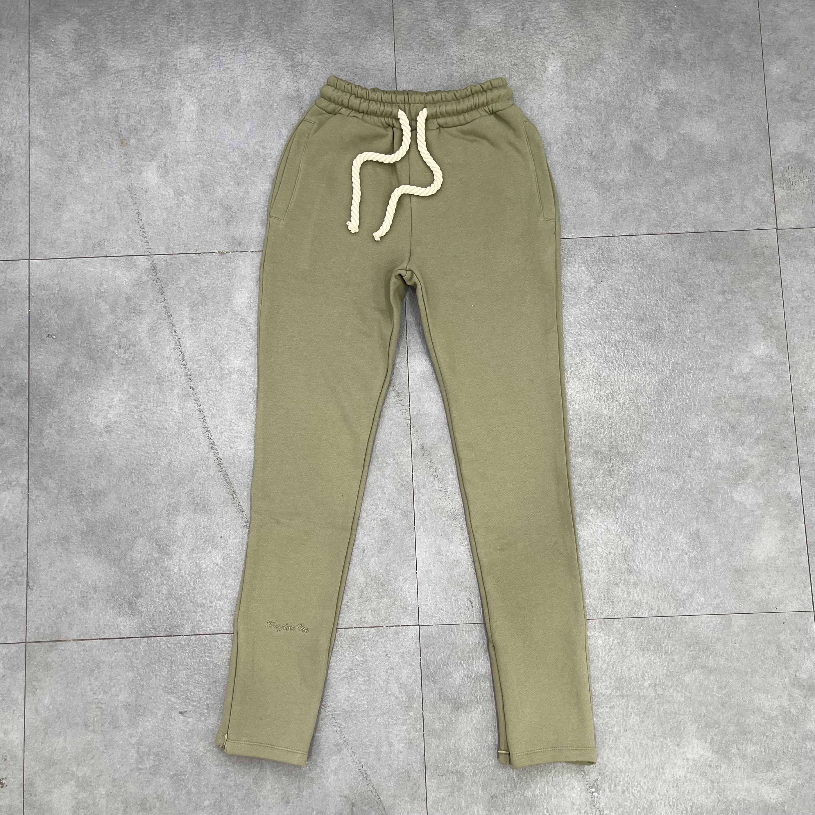 14_Syna World Tracksuit