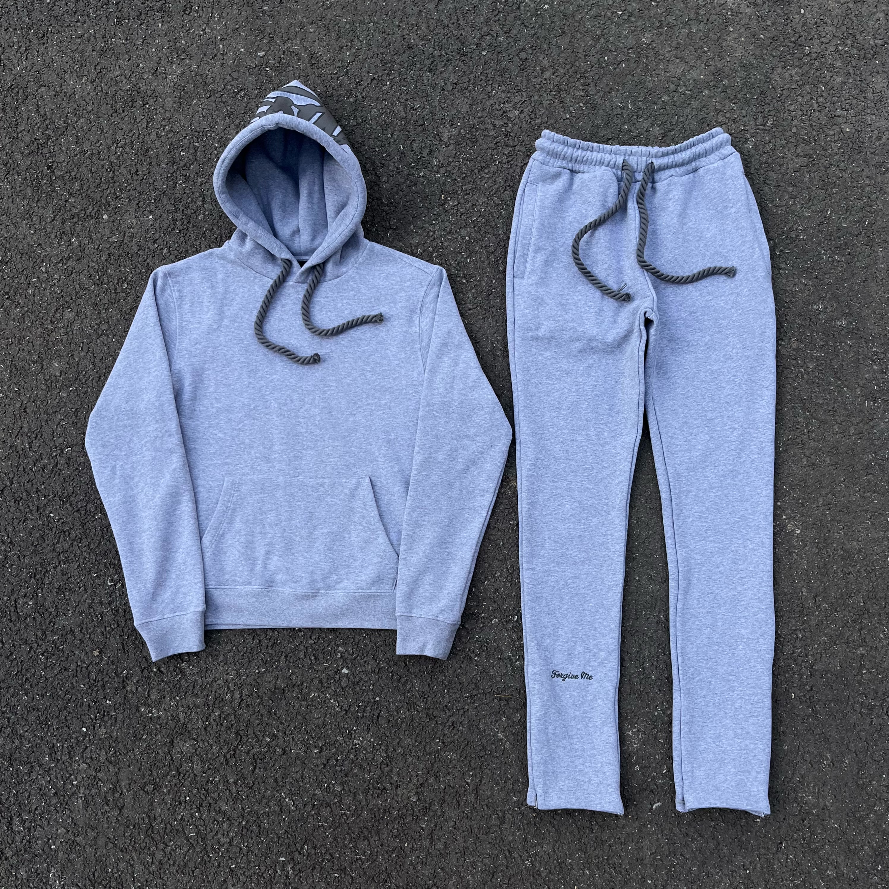 9_Syna World Tracksuit