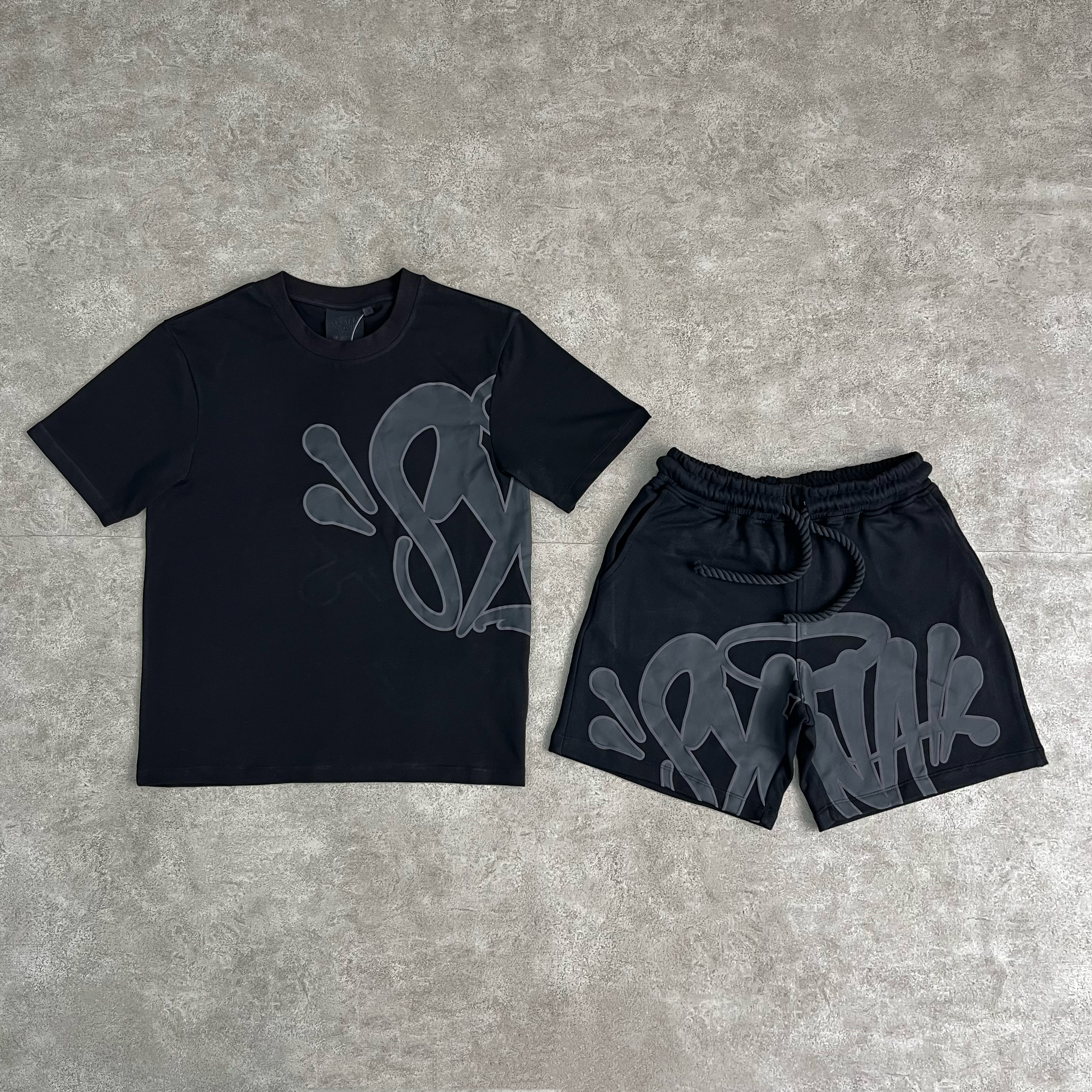 19_Syna World Tracksuit