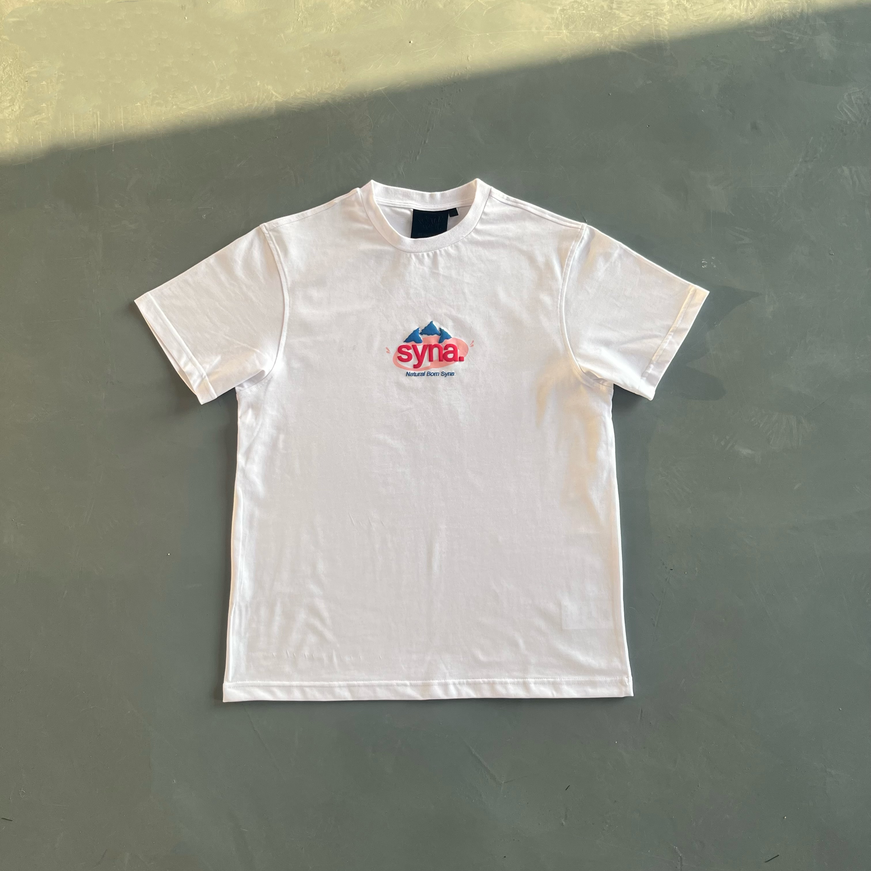 2_Syna World T-shirt