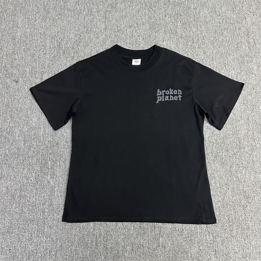 28_Broken Planet T-shirt