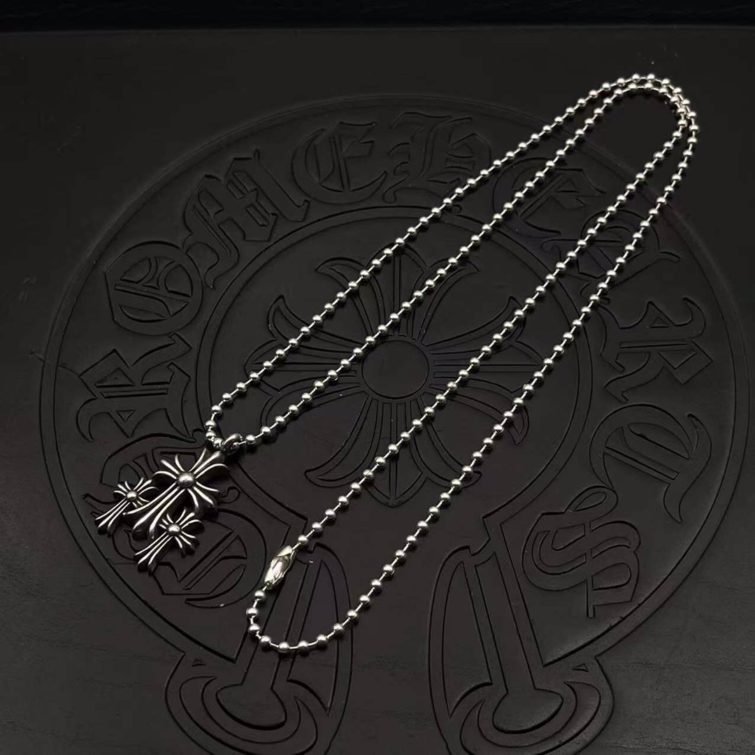 52_Chrome Heart Necklace