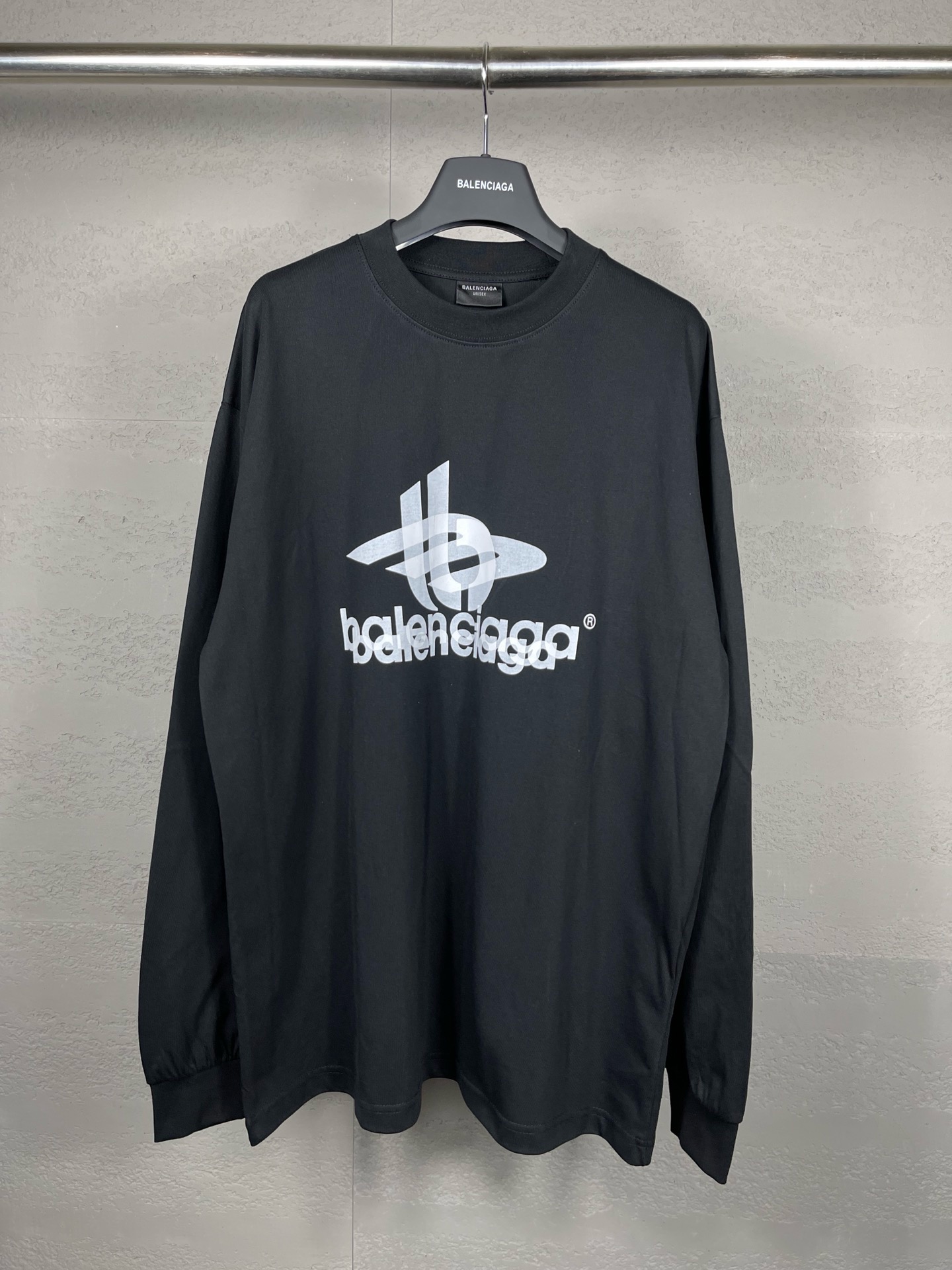 80_Balenciaga Long sleeves