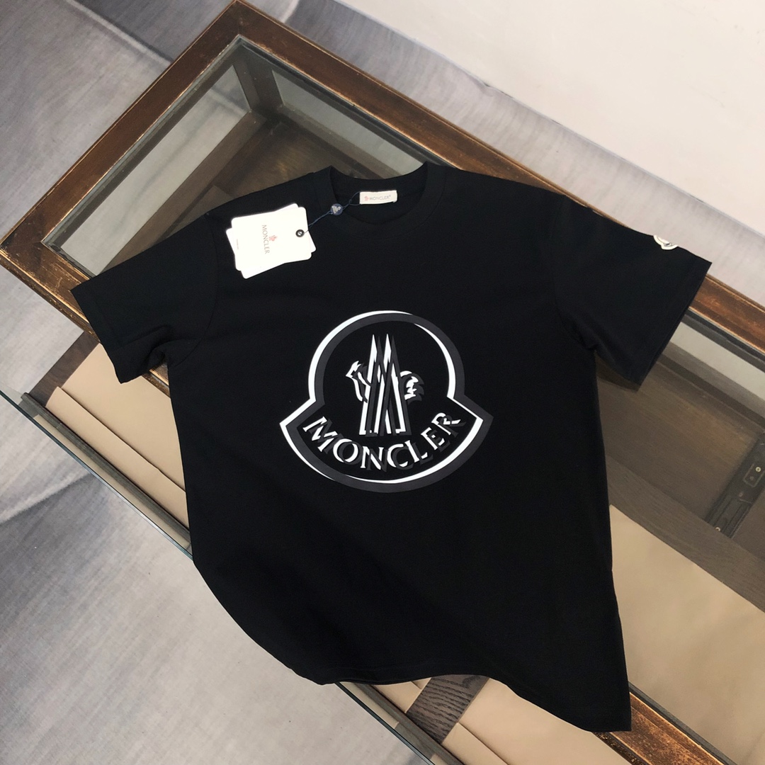 8_Moncler T-shirt