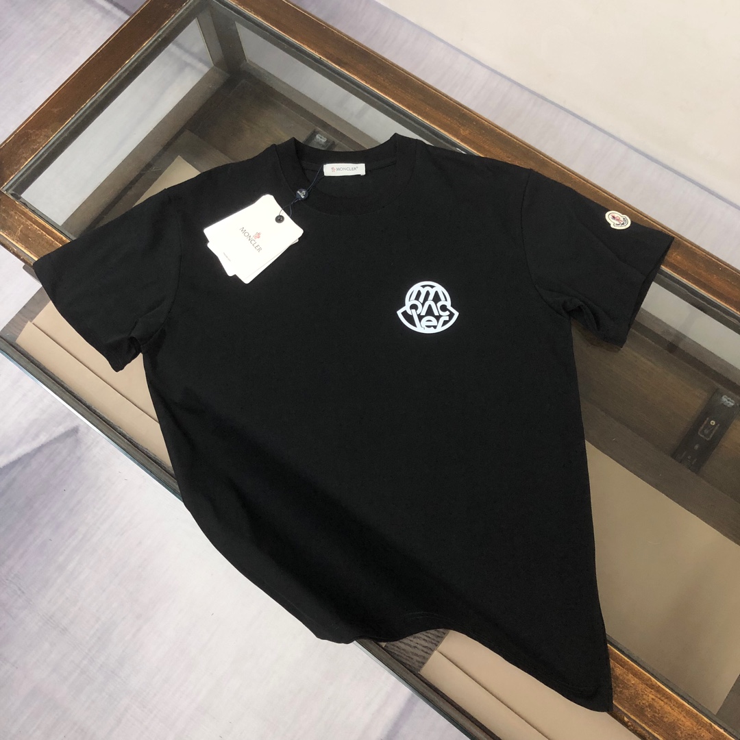 3_Moncler T-shirt