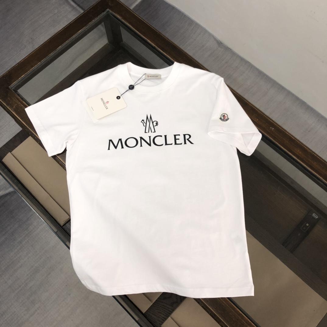 117_Moncler T-shirt