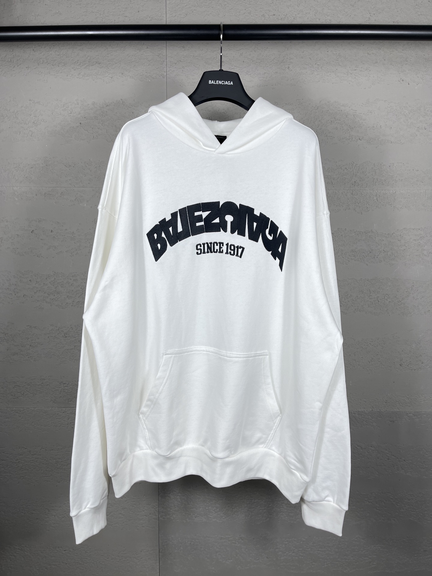 90_Balenciaga Hoodie