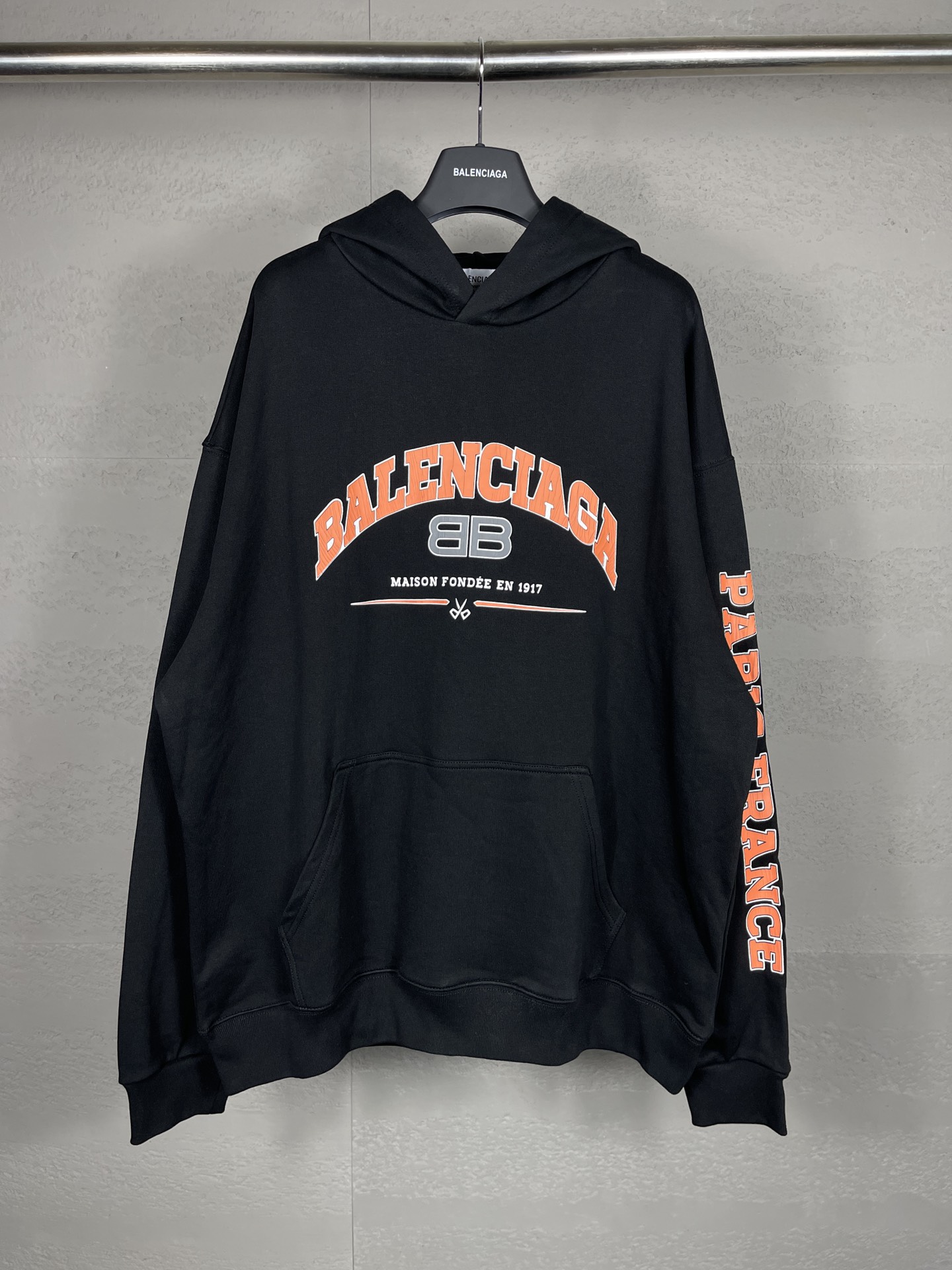 60_Balenciaga Hoodie