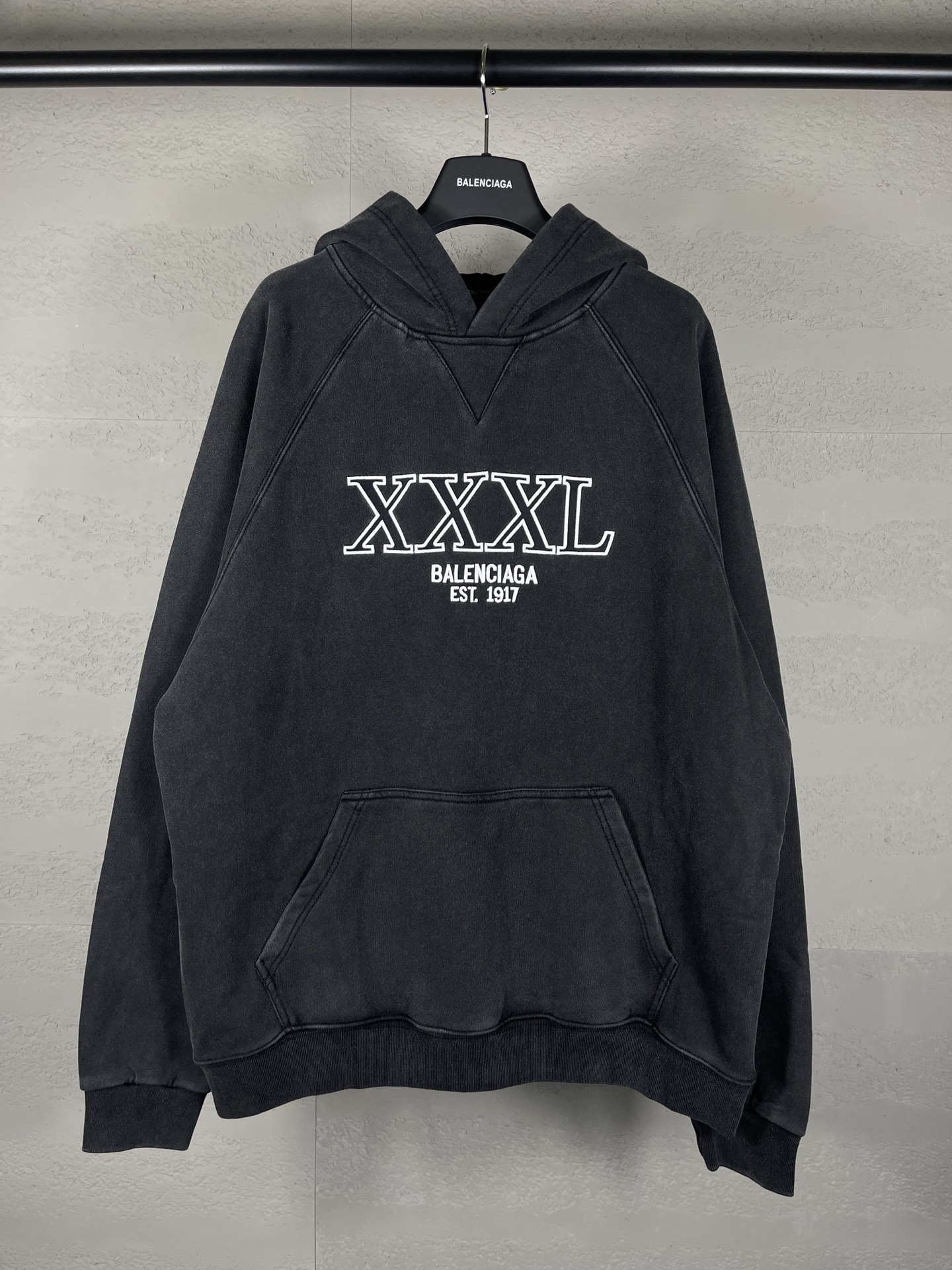 67_Balenciaga Hoodie