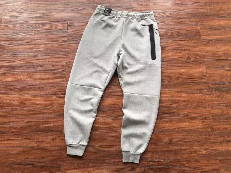 49_Nike Tracksuit