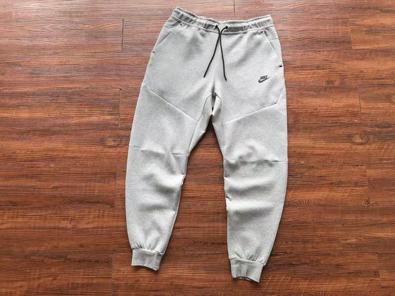49_Nike Tracksuit