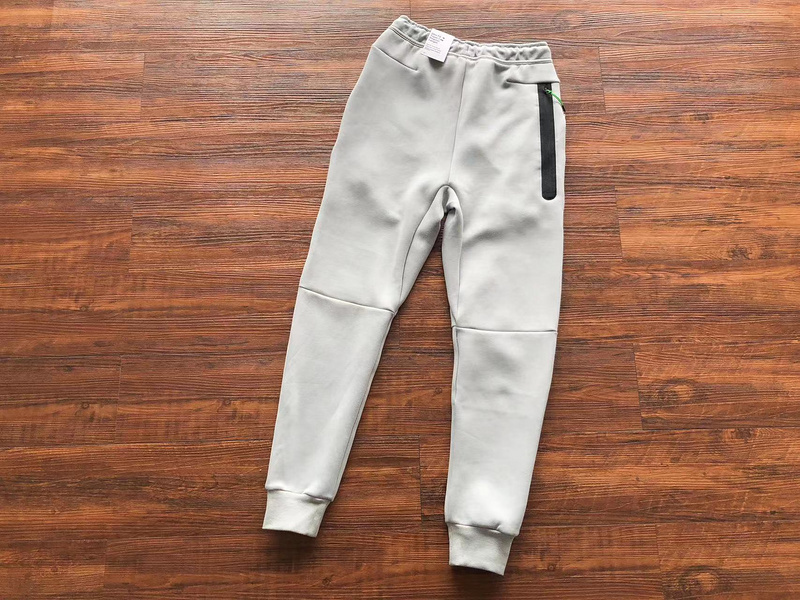 34_Nike Tracksuit
