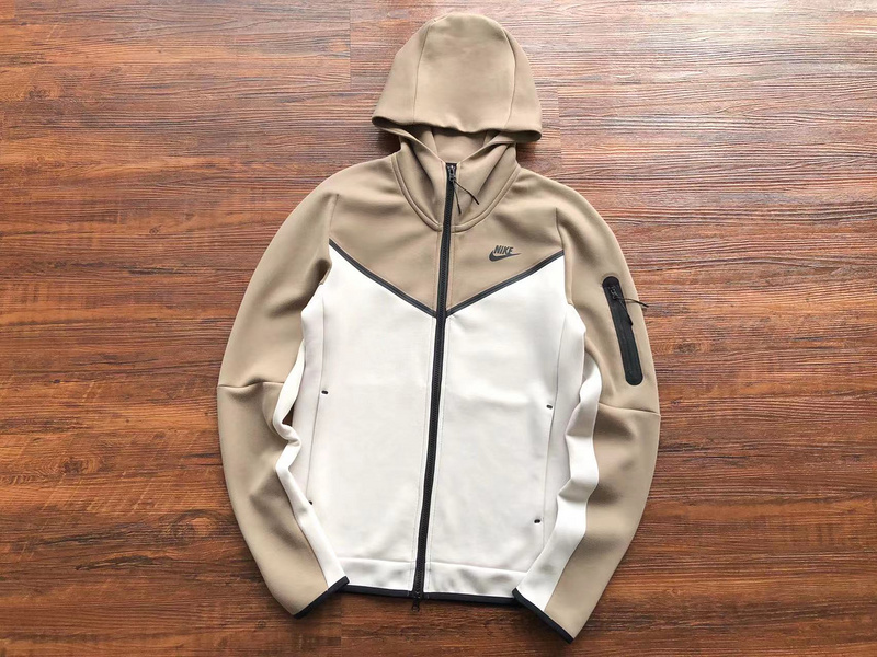 38_Nike Tracksuit