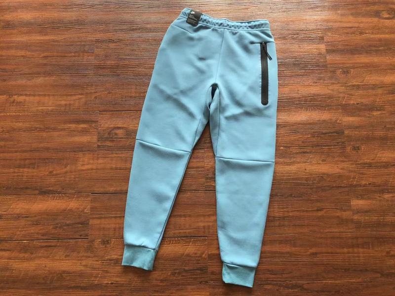 33_Nike Tracksuit