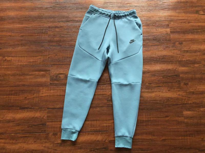 33_Nike Tracksuit