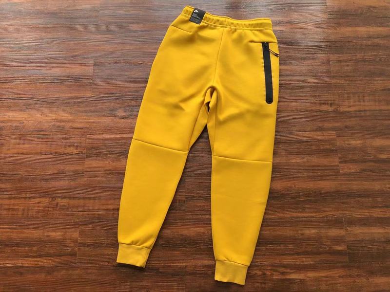 45_Nike Tracksuit