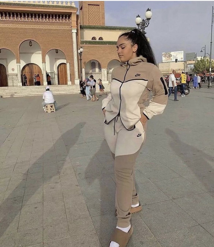 38_Nike Tracksuit