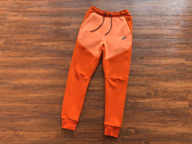 29_Nike Tracksuit