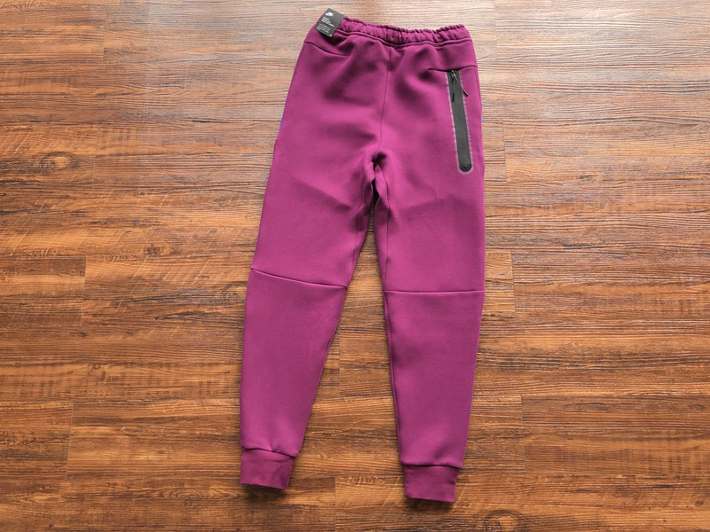 26_Nike Tracksuit