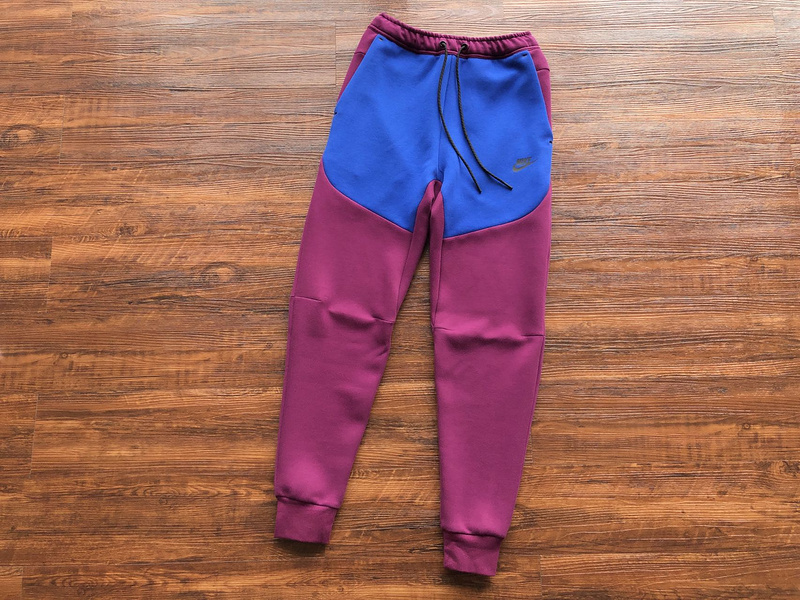 26_Nike Tracksuit