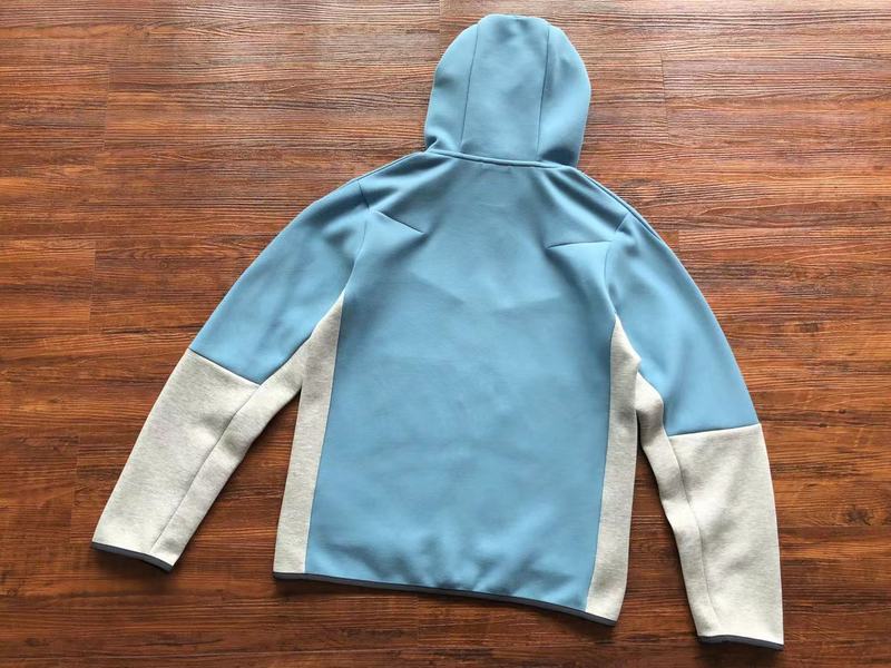 33_Nike Tracksuit