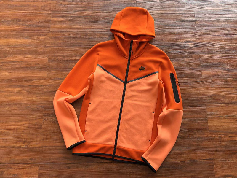 29_Nike Tracksuit