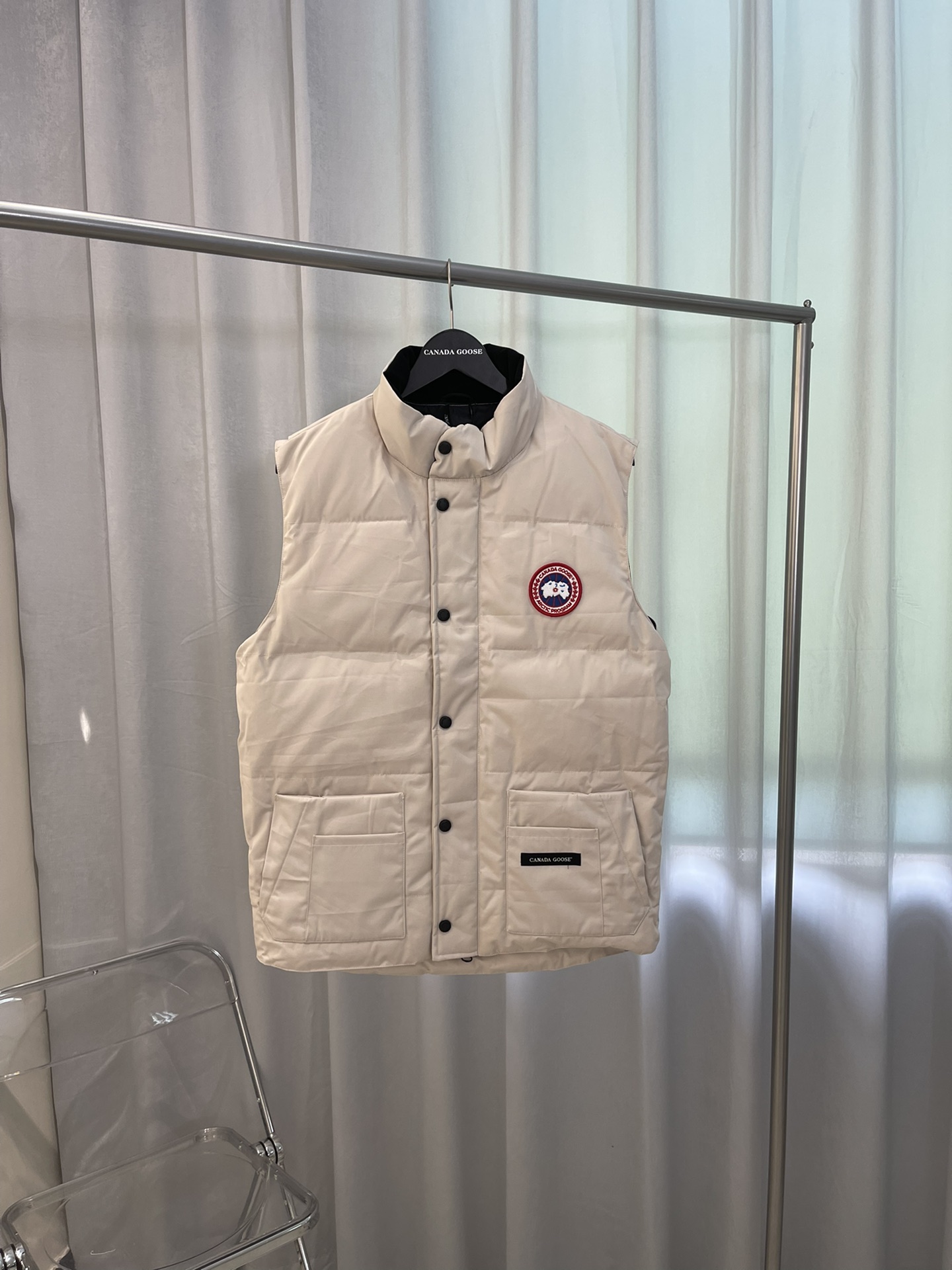 102_Canada Goose Vest