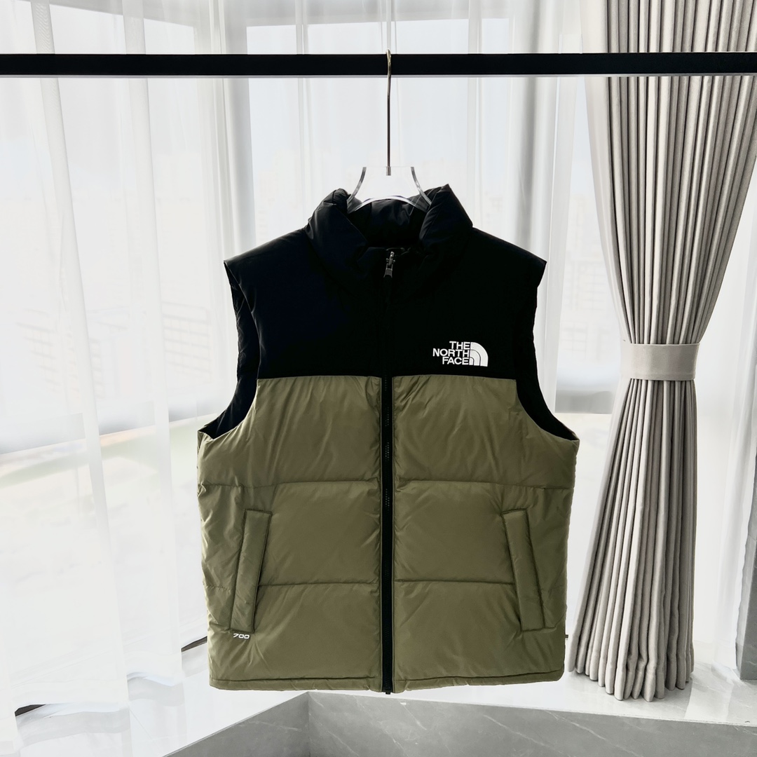 88_The North Face Vest