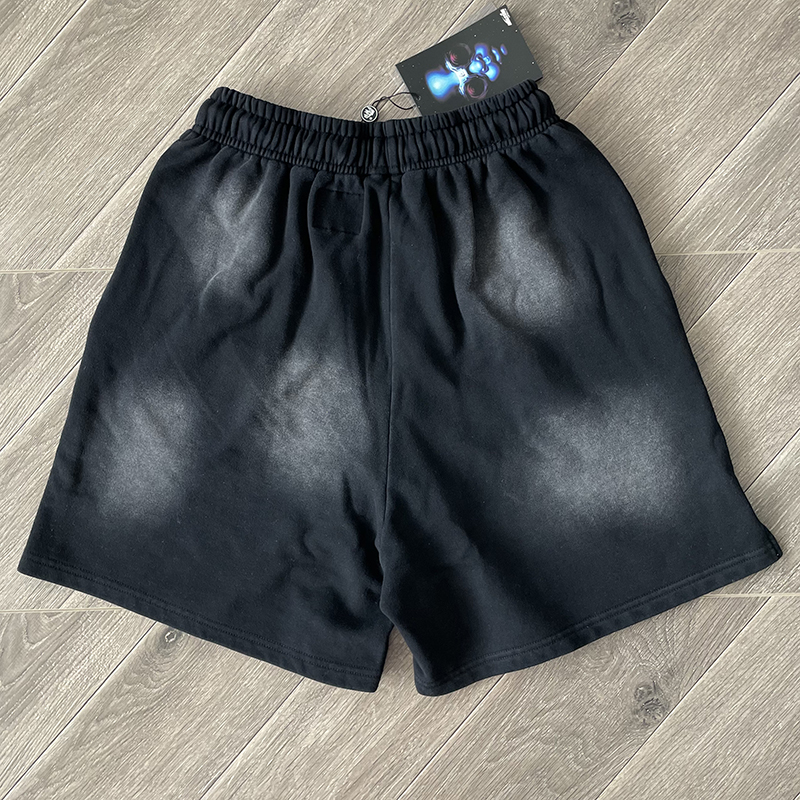 8_ Hellstar Shorts