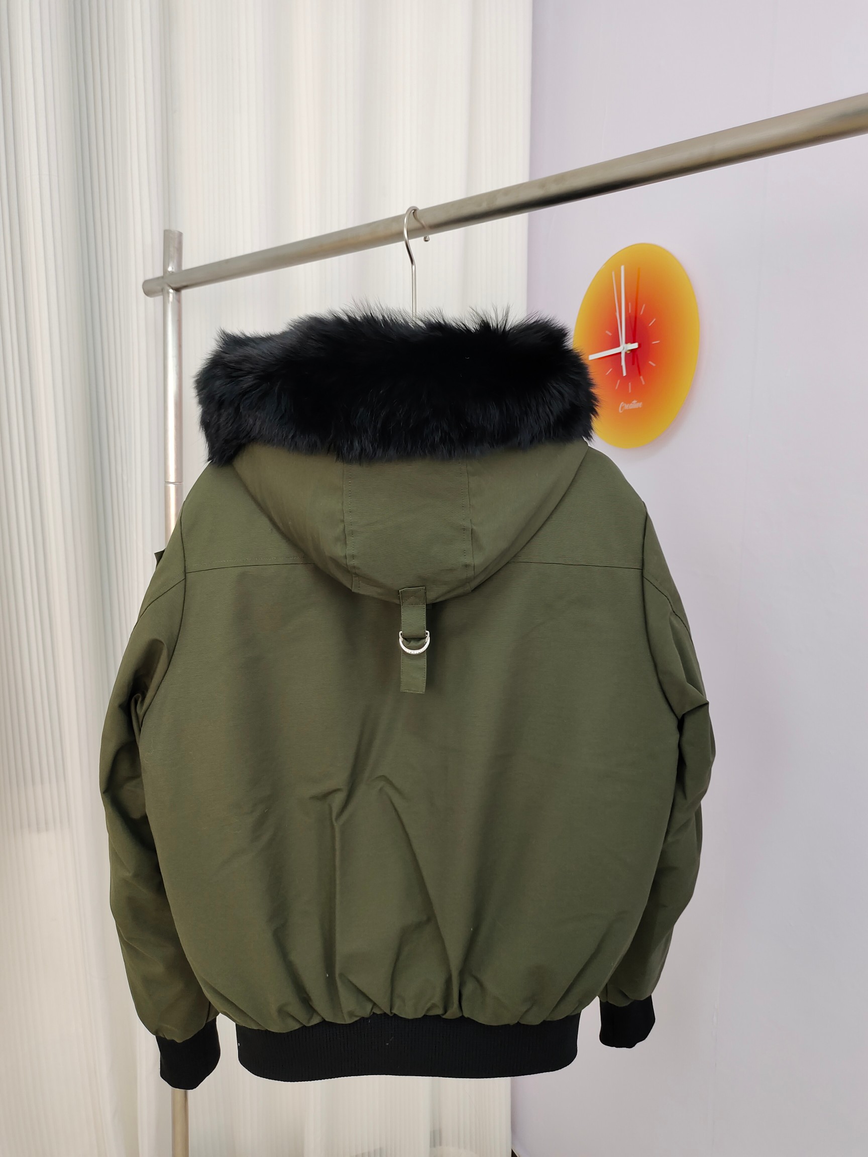 56_MOOSE KNUCKLES Down Jacket