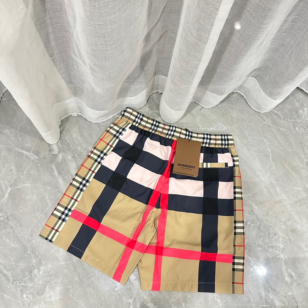 8_Burberry Shorts