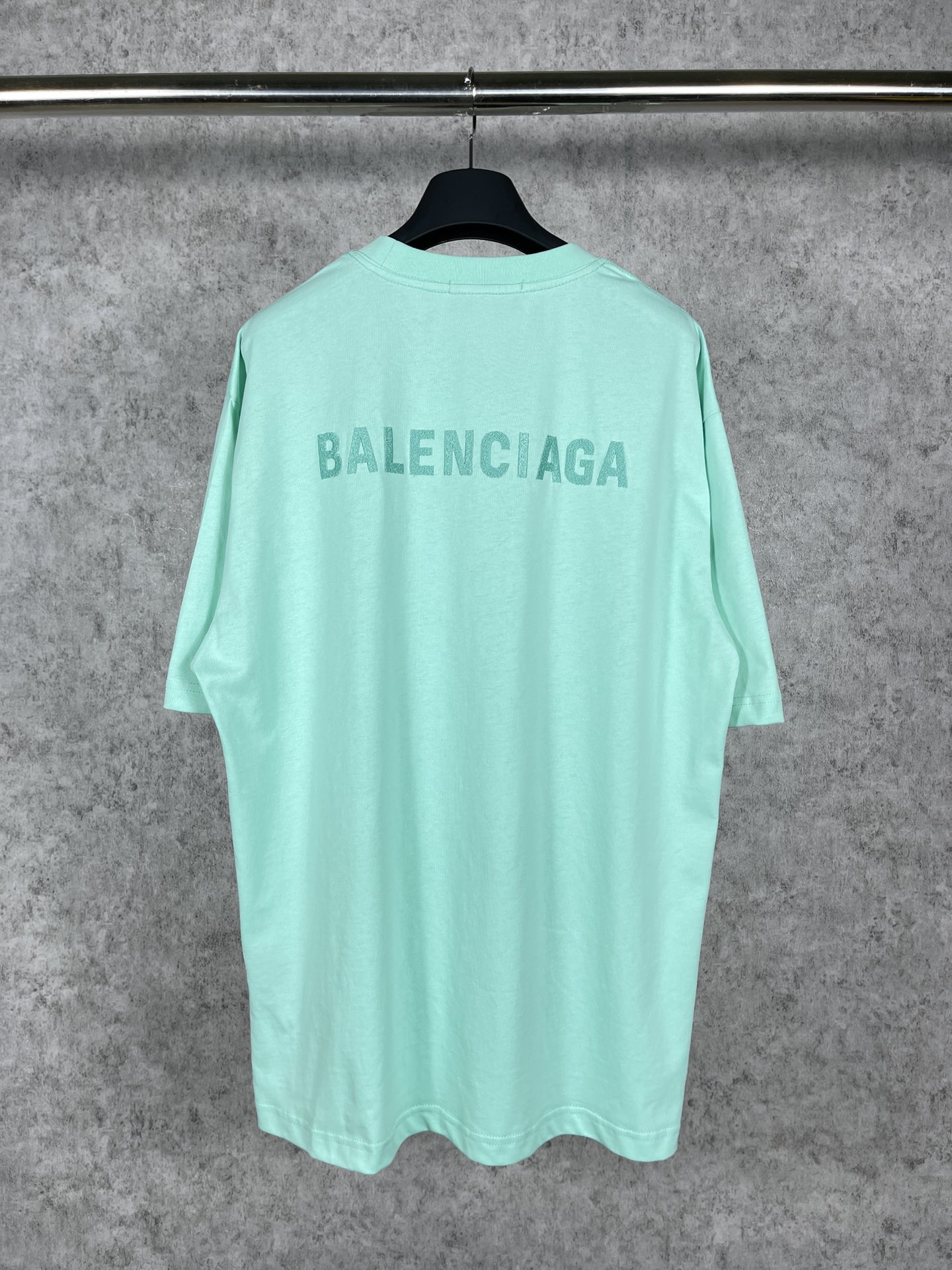 11_Balenciaga T-shirt