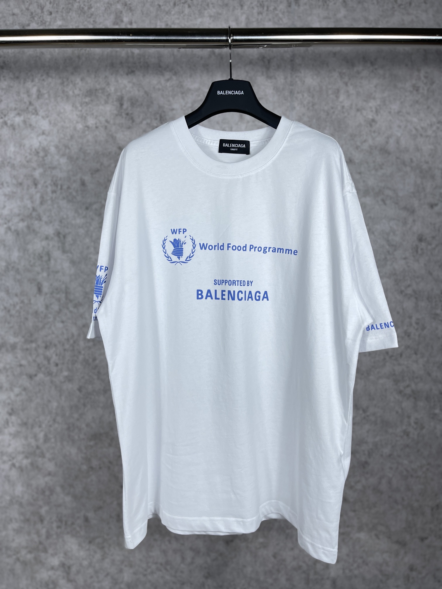 23_Balenciaga T-shirt