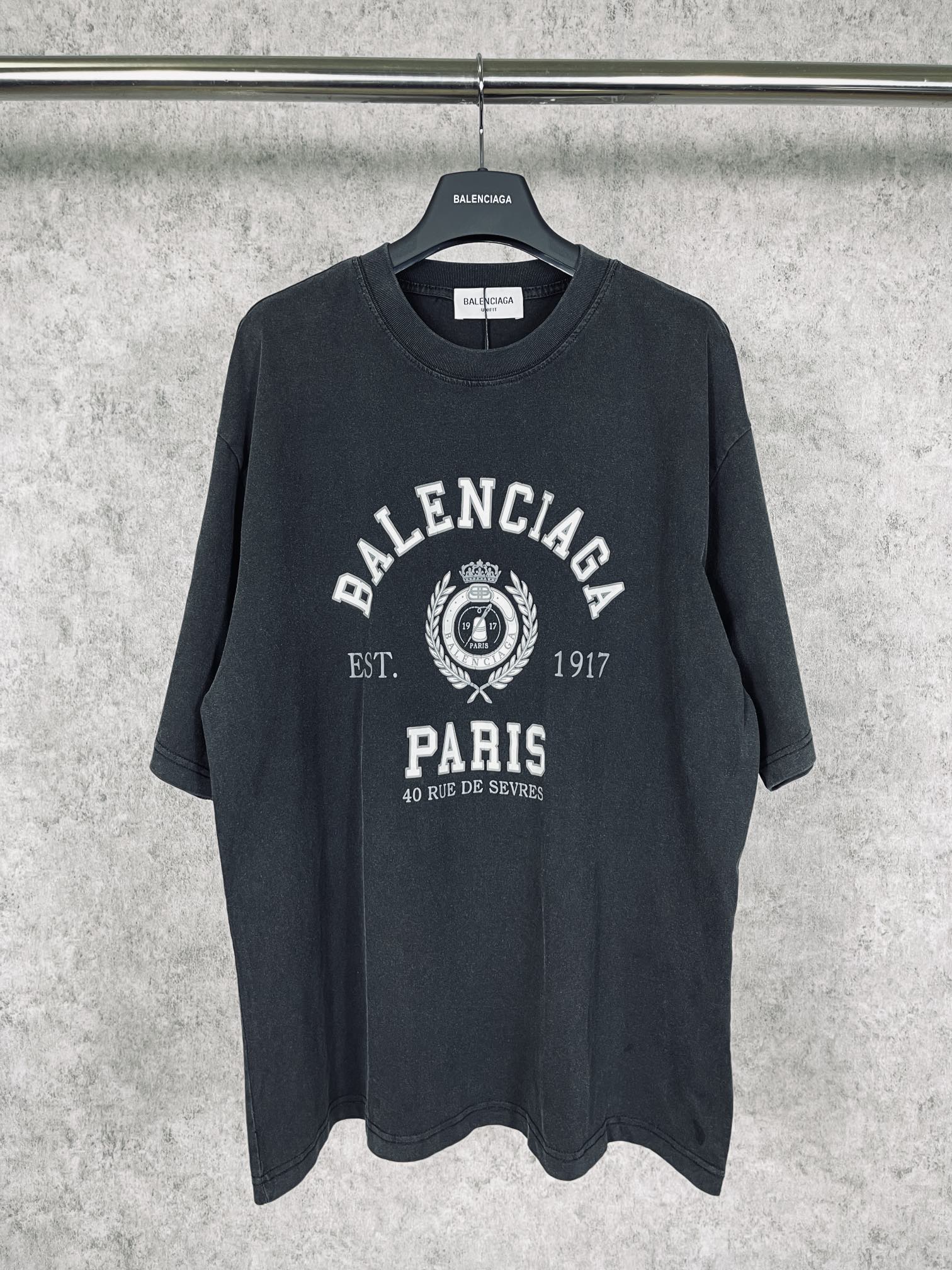 20_Balenciaga T-shirt