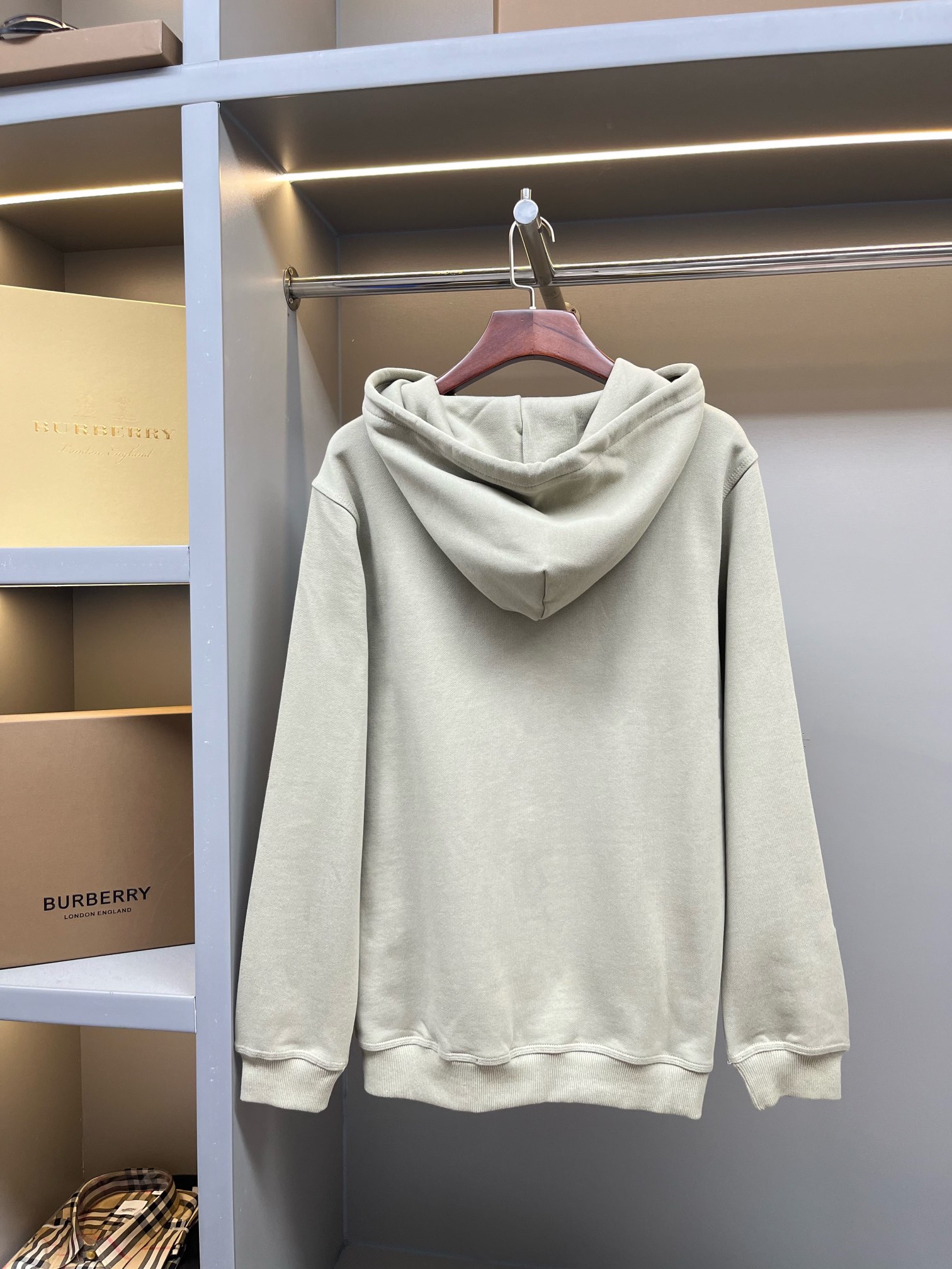30_Burberry Tracksuit