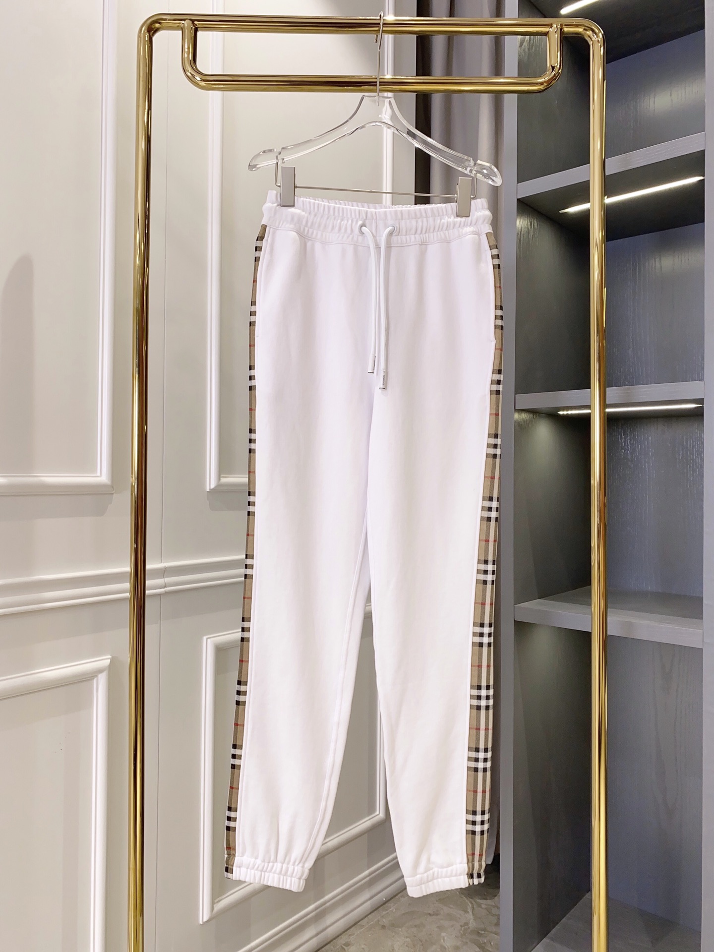 36_Burberry Tracksuit