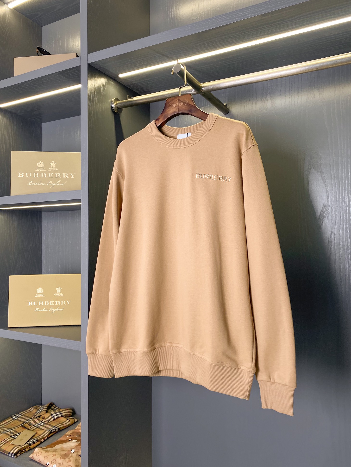 98_Burberry Crewneck
