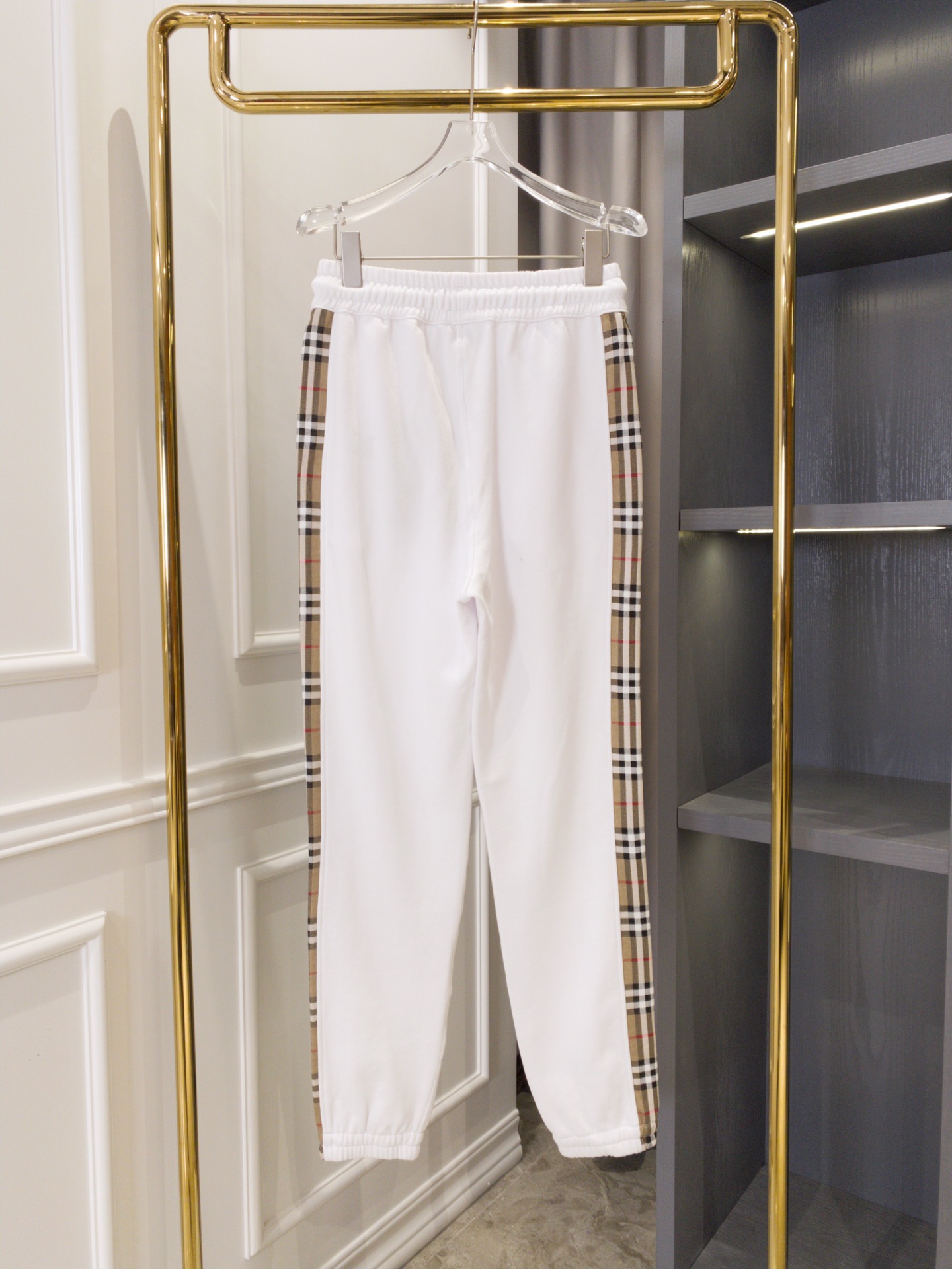 36_Burberry Tracksuit