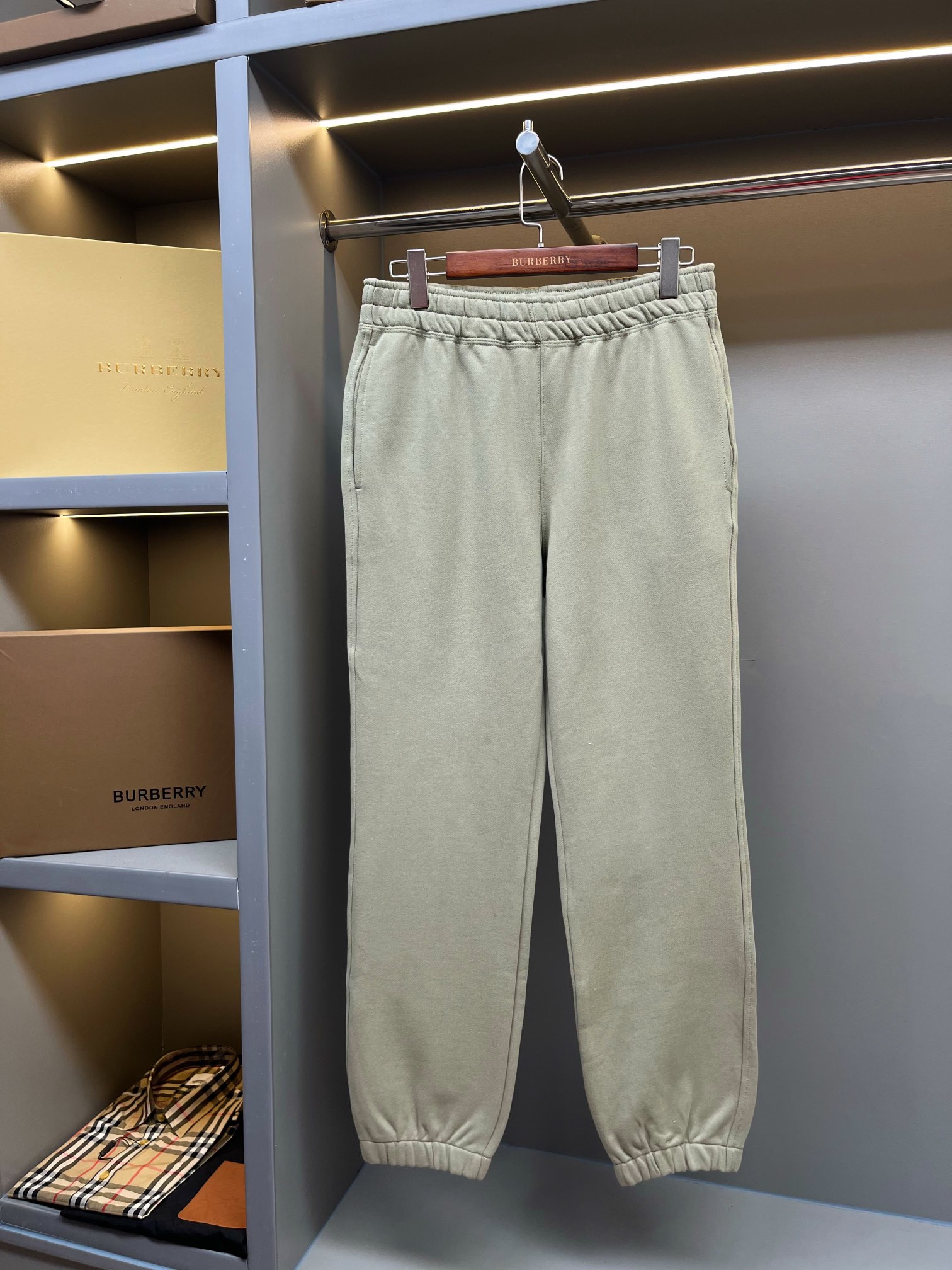 30_Burberry Tracksuit